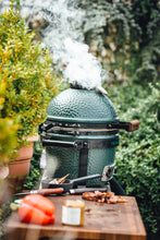 Laden Sie das Bild in den Galerie-Viewer, BIG GREEN EGG - Medium
