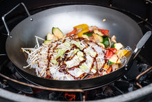 Laden Sie das Bild in den Galerie-Viewer, Grill-Wok aus Kohlenstoffstahl - XLarge, Large - Ø40 cm