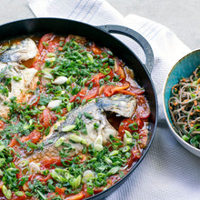 Laden Sie das Bild in den Galerie-Viewer, Gusseisenpfanne - 2XL, XLarge, Large - Ø36cm